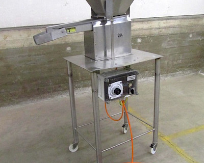 Crepaco vibration feeder Crepaco Food Equipment B 4231